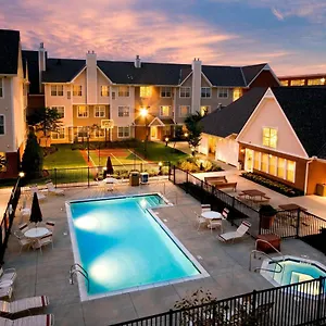 3* Hotel Easton